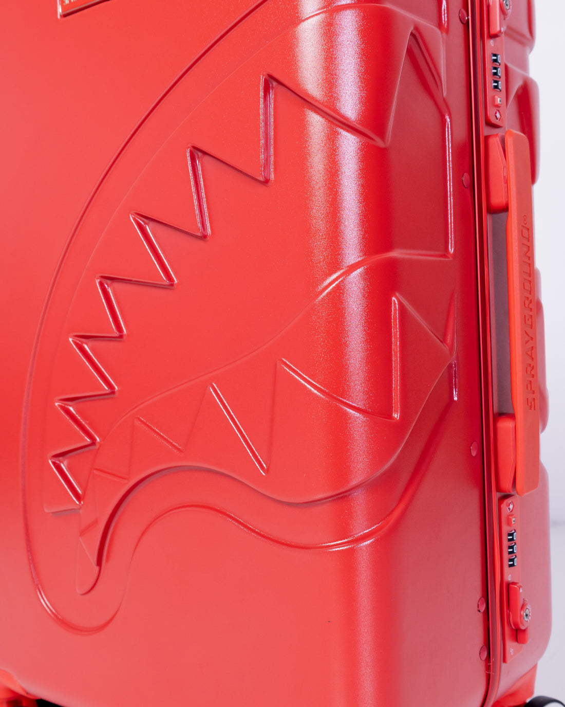 Mold Ed Red Carry-on Lugagge 910cl168nsz